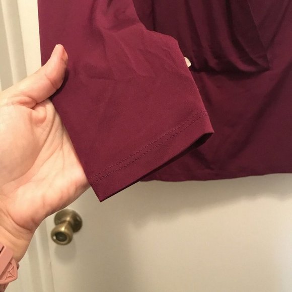 ECI New York M Wine Purple Color V-Neck Drape Blouse Top - Picture 4 of 6